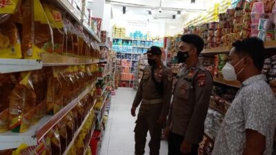 Polres Sukamara Periksa Stok Minyak Goreng di Pasaran