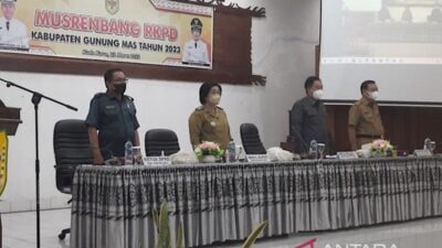 DPRD Gumas Sarankan Disdikpora Bina dan Latih Sekolah Isi Dapodik
