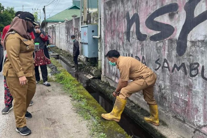 Warga Sampit Diimbau Bersihkan Drainase Cegah Banjir Terulang