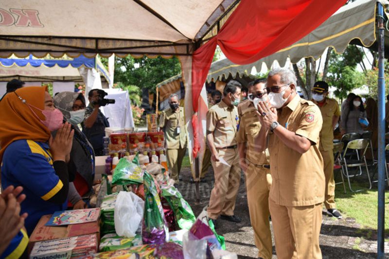 Kurangi Pengangguran, Pemkab Kobar Gelar Pameran Bursa Kerja