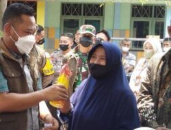 Nyoblos Di Pilkades Kabupaten Gresik, Bisa Bawa Pulang Minyak Goreng