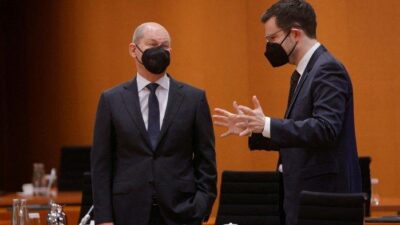 Presiden Putin Dan Kanselir Scholz Rundingkan Pasokan Gas Rusia Ke Jerman