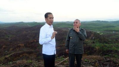 Serahkan Tanah Ke Jokowi Untuk IKN, Anies Ambil Dari Kampung Akuarium, Ganjar Dari Puser Bumi Jawa