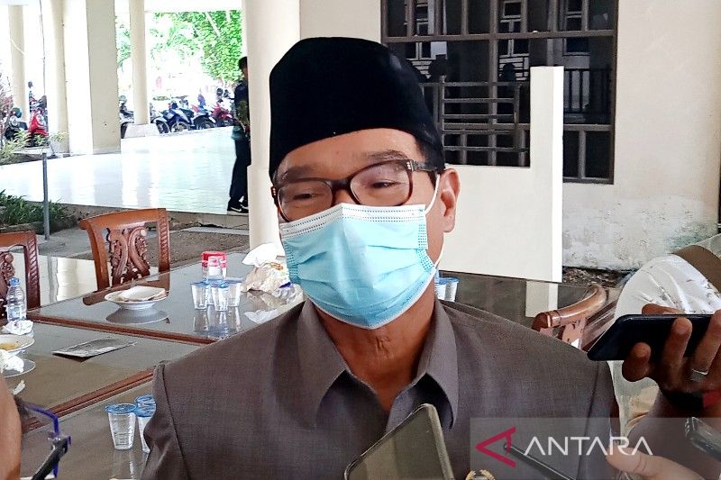 Ketua DPRD Barsel Harapkan Pergantian AKD Tingkatkan Kinerja