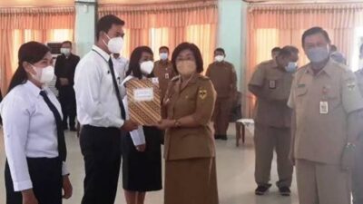 Terima SK, Wabup Minta PPPK di Gumas Lebih Semangat Bekerja