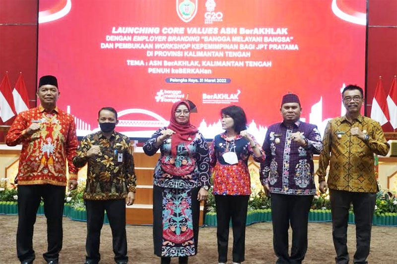 Wakil Bupati Barut Hadiri Peluncuran Core Value ASN BerAkhlak