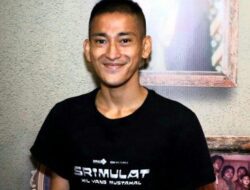 Bio One Perankan Karakter Komedian Gepeng Di Film Biopik Srimulat Bio One Perankan Karakter Komedian Gepeng Di Film Biopik Srimulat