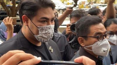 Jalani Pemeriksaan Di Bareskrim, Ivan Gunawan Bawa Koper, Apa Isinya?