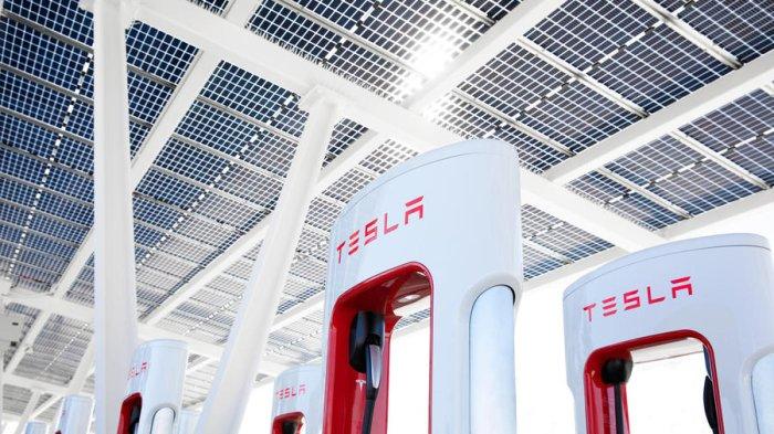 Tesla Operasikan Stasiun Supercharger Terpanjang Di Dunia