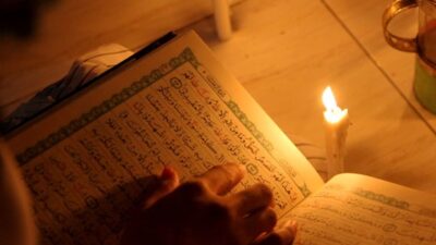 Surat Al-Kahfi Dalam Arab Dan Latin, Sunah Dibaca Tiap Jumat