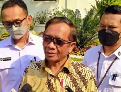 Mahfud MD: Konstruksi Hukum Kasus Brigadir J akan Tuntas di Polisi Mahfud MD: Konstruksi Hukum Kasus Brigadir J akan Tuntas di Polisi