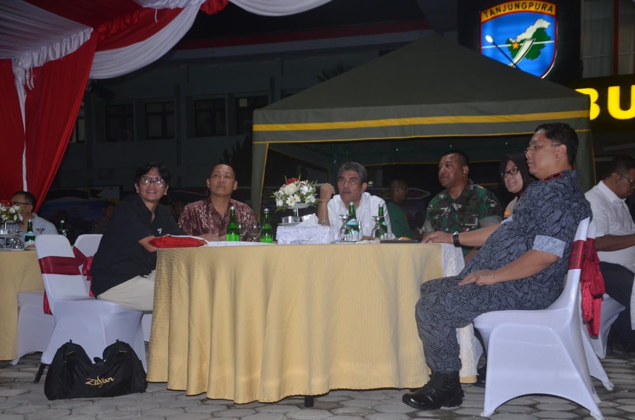 Sahli Yuas Elko Wakili Pemprov Kalteng Hadiri Syukuran dan Panggung Prajurit di Makorem 102/Pjg – BIRO ADPIM