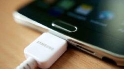 Cara Memperbaiki Charger HP Lambat Mengisi