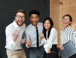 7 Cara Menjaga Karyawan Bahagia dan Produktif dalam Bisnis