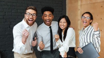 7 Cara Menjaga Karyawan Bahagia dan Produktif dalam Bisnis