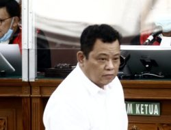 Divonis 15 Tahun Penjara, Kuat Maruf Akan Ajukan Banding Divonis 15 Tahun Penjara, Kuat Maruf Akan Ajukan Banding