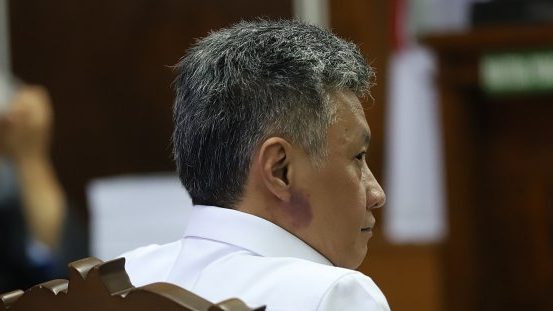 Mantan Karo Paminal Div Propam Polri Brigjen Hendra Kurniawan Divonis 3 Tahun Penjara