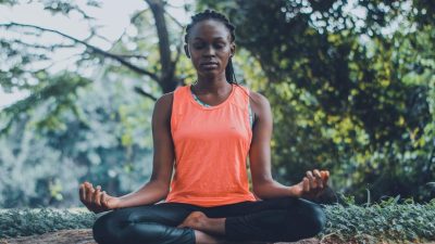 Teknik Meditasi untuk Meningkatkan Kesehatan Mental dan Fisik