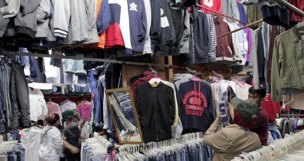 Mengenal Apa Itu Thrifting, Bisnis Pakaian Bekas Yang Dilarang Pemerintah