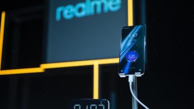 Realme Ungkap Rahasia Pengisian Baterai Super Cepat 240W Pada Realme GT3