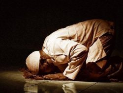 Sholat Sunnah Qobliyah Dan Ba'diyah, Lengkap Dengan Bacaan Niat Dan Tata Cara Mengerjakannya