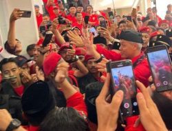 Teriakan Ganjar Presiden Menggema Di Acara Konsolidasi Pdip Di Banten