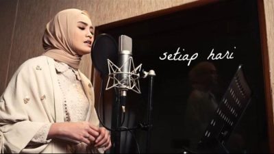 Video Musik Lagu Kemenangan Salma Salsabil Bertajuk Menghargai Kata Rindu Trending Di YouTube