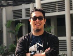 Motivator Dewa Eka Prayoga Dikabarkan Bercerai Setelah Istri Menolak Poligami Motivator Dewa Eka Prayoga Dikabarkan Bercerai Setelah Istri Menolak Poligami