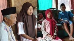 Kisah Pilu Bocah SD Rawat Kakeknya Yang Stroke Seorang Diri, Orang Tua Sudah Lama Bercerai