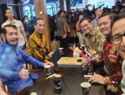 Ngopi Bareng Di Kemayoran, Jokowi Tanya Sandiaga Uno Tugas Barunya Di PPP