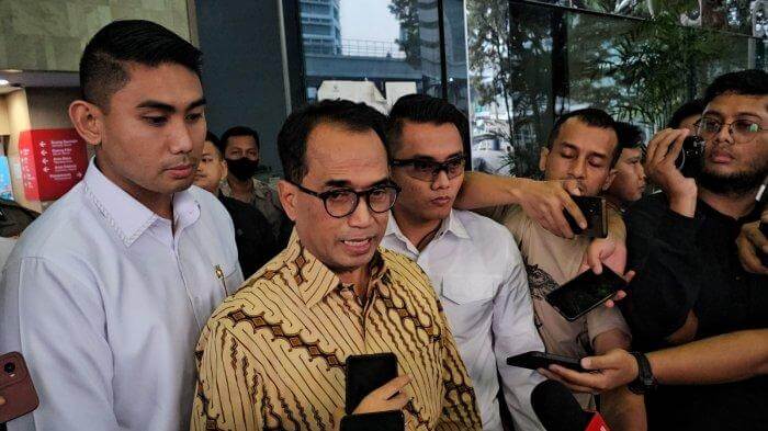10 Jam Diperiksa Penyidik KPK Kasus Rel Kereta Api, Menhub Budi Tegas Dukung Pemberantasan Korupsi