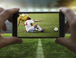 6 Aplikasi Nonton Bola Terbaik untuk Ponsel Yang Wajib Dicoba 6 Aplikasi Nonton Bola Terbaik untuk Ponsel Yang Wajib Dicoba