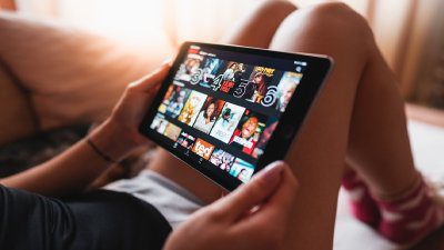 6 Aplikasi Nonton Film Gratis dan Legal yang Aman untuk Menikmati Hiburan di Rumah