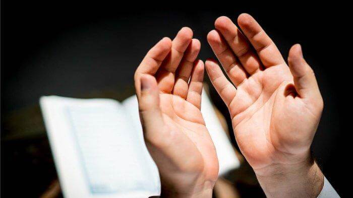 Sholawat Al Barzanji: Bacaan Lengkap Dalam Bahasa Arab, Latin, Dan Terjemahannya