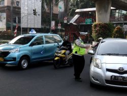 Polda Metro Jaya Gencar Sosialisasikan Penindakan Tilang terhadap Kendaraan Tak Lulus Uji Emisi