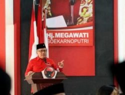 Sekretaris Jenderal Dpp Pdi Perjuangan (Pdip), Hasto Kristiyanto, Ajak Kader Dpd Pdip Banten Untuk Berimajinasi Dan Rajin Membaca
